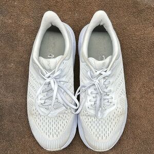 Hoka one clifton 9.5